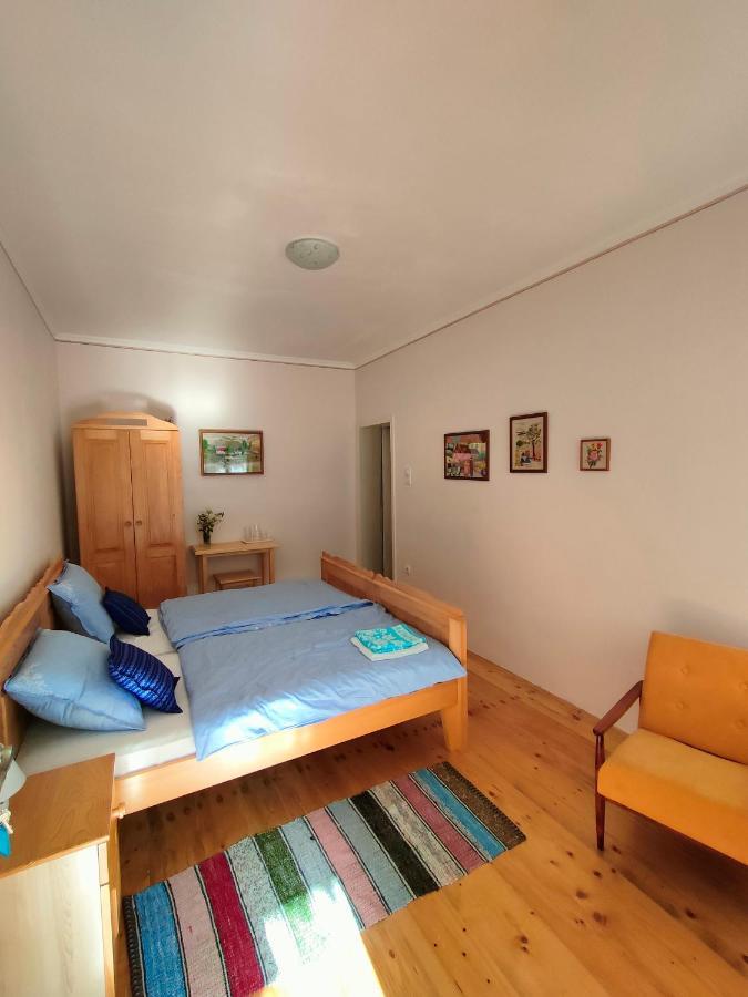 Ethno&Coffee House Tulip Bed and Breakfast Glozan Exterior foto